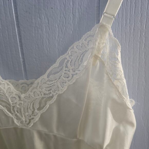 Komar Vintage U.S.A Made Lace Slip Dress size Average 34 Fairycore Cottagecore - Picture 2 of 6